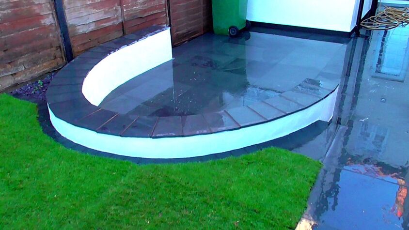 slate paving as coping stones